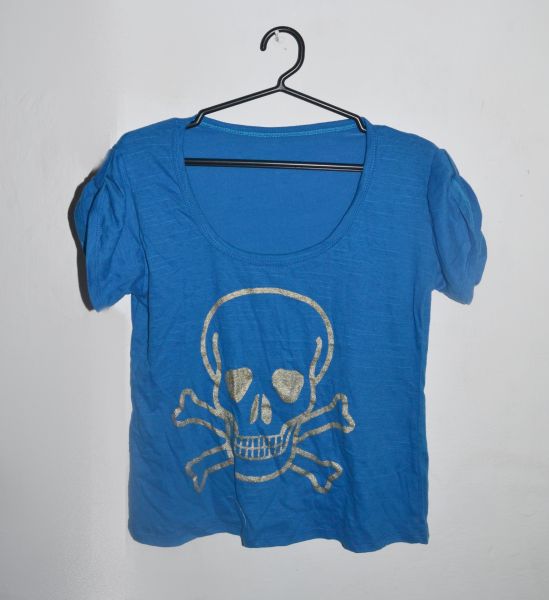 Camiseta blue skull prateada