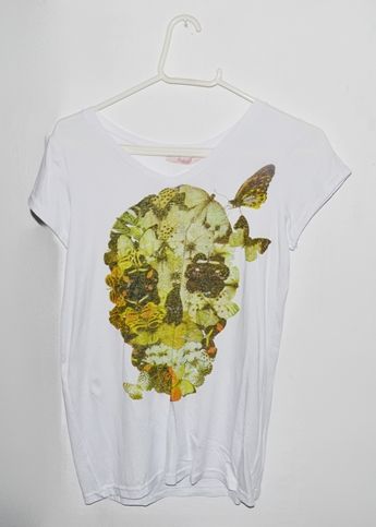 Blusa dead butterflies